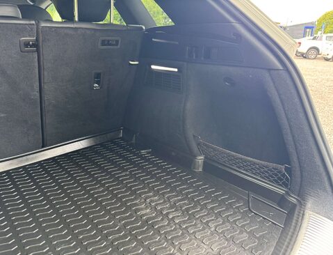 Audi Q5 2.0 Q5 Black Edition 40 TDI Quattro Semi-Auto 4WD 5dr 7
