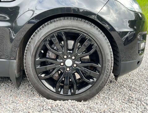 Land Rover Range Rover Sport 3.0 Range Rover Sport HSE Dynamic SDV6 Auto 4WD 5dr 9