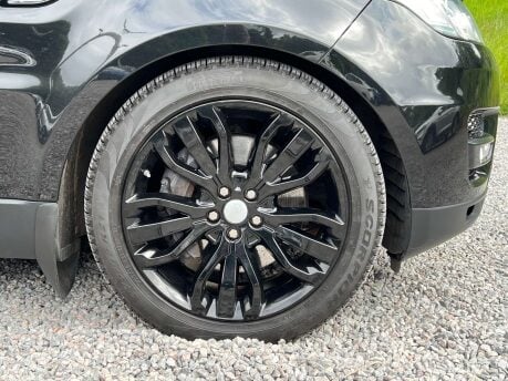 Land Rover Range Rover Sport 3.0 Range Rover Sport HSE Dynamic SDV6 Auto 4WD 5dr 9