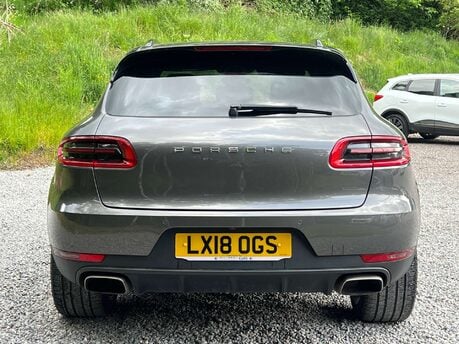 Porsche Macan 2.0 Macan Semi-Auto 4WD 5dr