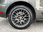 Porsche Macan 2.0 Macan Semi-Auto 4WD 5dr 9