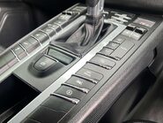 Porsche Macan 2.0 Macan Semi-Auto 4WD 5dr 33
