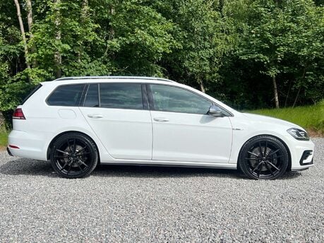 Volkswagen Golf 2.0 Golf R TSi 4Motion Semi-Auto 4WD 5dr