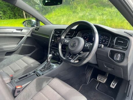 Volkswagen Golf 2.0 Golf R TSi 4Motion Semi-Auto 4WD 5dr 12