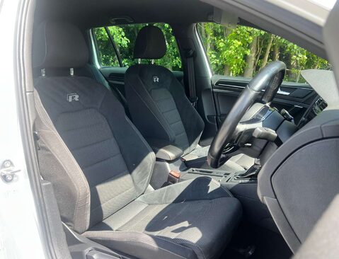 Volkswagen Golf 2.0 Golf R TSi 4Motion Semi-Auto 4WD 5dr 21