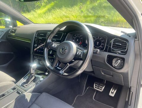Volkswagen Golf 2.0 Golf R TSi 4Motion Semi-Auto 4WD 5dr 22