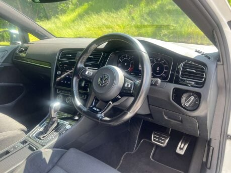 Volkswagen Golf 2.0 Golf R TSi 4Motion Semi-Auto 4WD 5dr 22