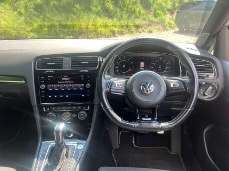 Volkswagen Golf 2.0 Golf R TSi 4Motion Semi-Auto 4WD 5dr 25