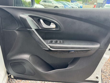 Renault Kadjar 1.3 Kadjar Iconic TCe 5dr 18