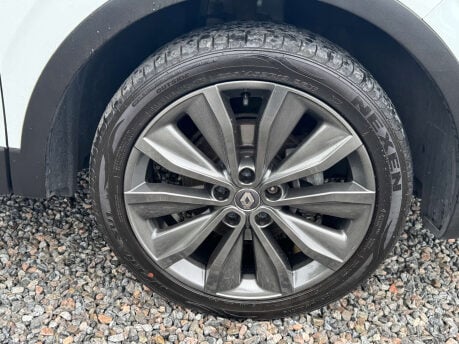 Renault Kadjar 1.3 Kadjar Iconic TCe 5dr 11