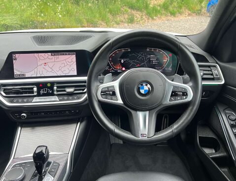 BMW 3 Series 2.0 320I M Sport Auto 4dr 27