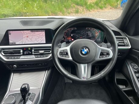 BMW 3 Series 2.0 320I M Sport Auto 4dr 27