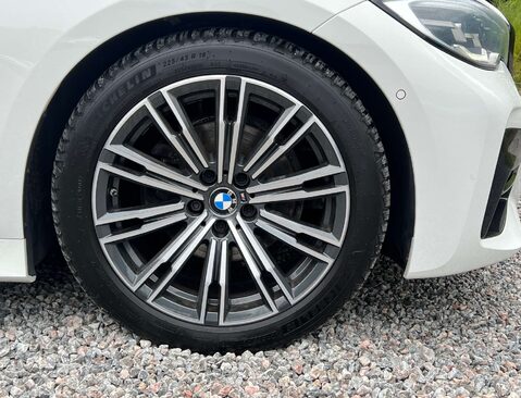 BMW 3 Series 2.0 320I M Sport Auto 4dr 9