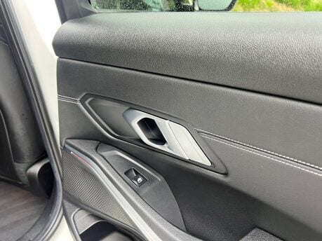BMW 3 Series 2.0 320I M Sport Auto 4dr 15