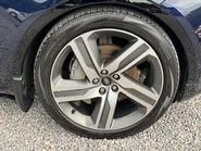 Land Rover Discovery 3.0 Discovery R-Dynamic HSE D MHEV Auto 4WD 5dr 13