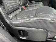 Land Rover Discovery 3.0 Discovery R-Dynamic HSE D MHEV Auto 4WD 5dr 24