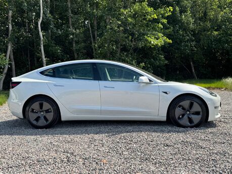 Tesla Model 3 Model 3 Long Range AWD 4WD 4dr