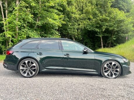 Audi A4 2.9 RS 4 TFSI Quattro Auto 4WD 5dr 2
