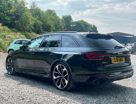 Audi A4 2.9 RS 4 TFSI Quattro Auto 4WD 5dr 5