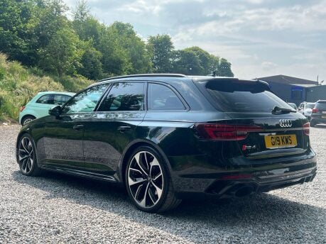 Audi A4 2.9 RS 4 TFSI Quattro Auto 4WD 5dr 5