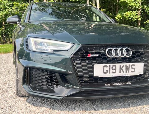 Audi A4 2.9 RS 4 TFSI Quattro Auto 4WD 5dr 9