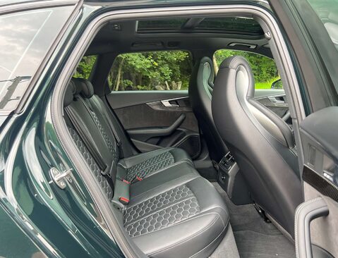 Audi A4 2.9 RS 4 TFSI Quattro Auto 4WD 5dr 19