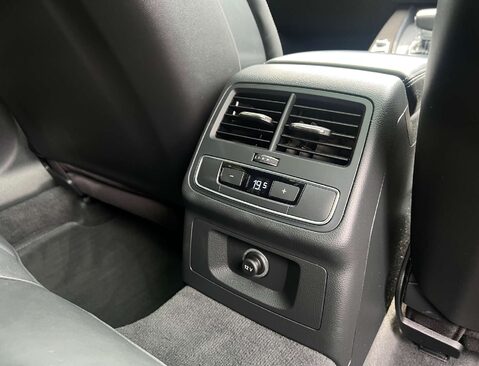 Audi A4 2.9 RS 4 TFSI Quattro Auto 4WD 5dr 23