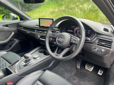 Audi A4 2.9 RS 4 TFSI Quattro Auto 4WD 5dr 29
