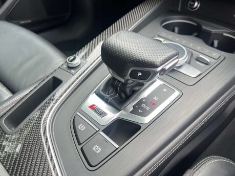 Audi A4 2.9 RS 4 TFSI Quattro Auto 4WD 5dr 37
