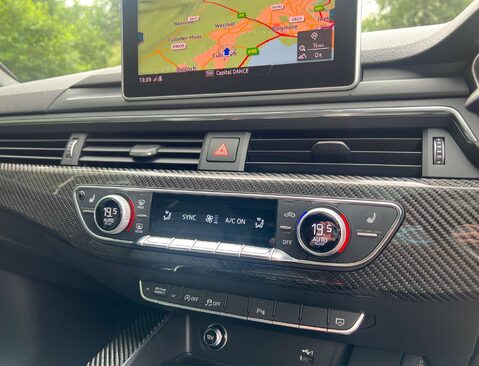 Audi A4 2.9 RS 4 TFSI Quattro Auto 4WD 5dr 39