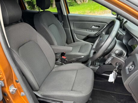 Dacia Duster 1.0 Duster Comfort TCe 4x2 5dr 13