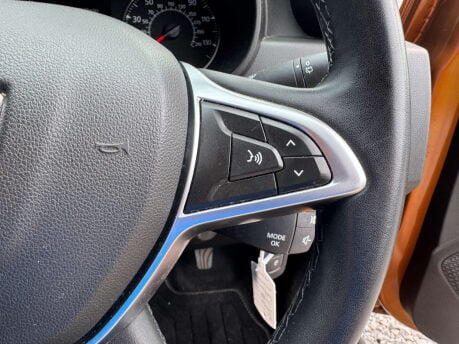 Dacia Duster 1.0 Duster Comfort TCe 4x2 5dr 18