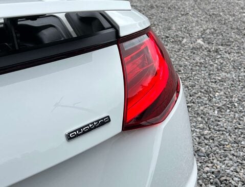Audi TT 2.0 TT Black Edition TDI Quattro Semi-Auto 4WD 3dr 9