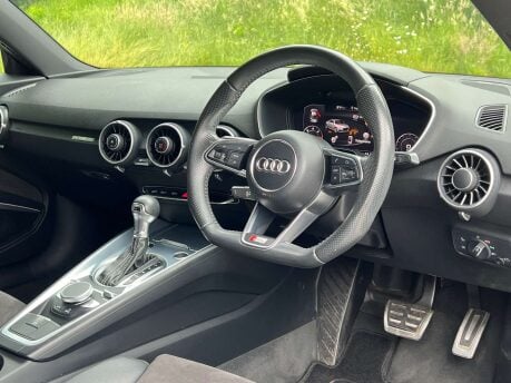 Audi TT 2.0 TT Black Edition TDI Quattro Semi-Auto 4WD 3dr 11