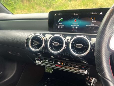 Mercedes-Benz A Class 1.3 A 200 AMG Line Exeutive Auto 5dr 29