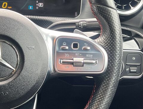 Mercedes-Benz A Class 1.3 A 200 AMG Line Exeutive Auto 5dr 17