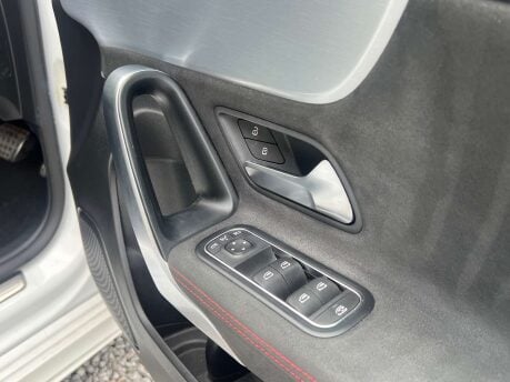 Mercedes-Benz A Class 1.3 A 200 AMG Line Exeutive Auto 5dr 18