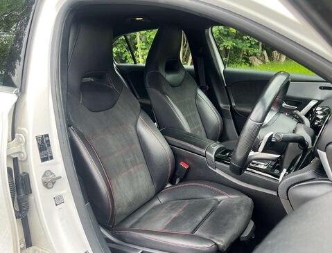Mercedes-Benz A Class 1.3 A 200 AMG Line Exeutive Auto 5dr 21
