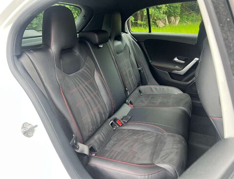 Mercedes-Benz A Class 1.3 A 200 AMG Line Exeutive Auto 5dr 16