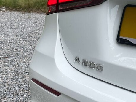 Mercedes-Benz A Class 1.3 A 200 AMG Line Exeutive Auto 5dr 11