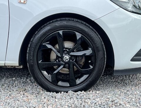 Vauxhall Corsa 1.4 Corsa Griffin 5dr 9