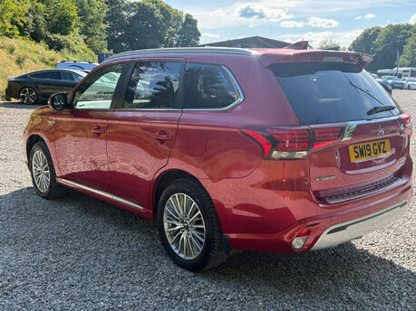 Mitsubishi Outlander 2.4 Outlander 4h PHEV CVT 4WD 5dr