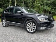 Volkswagen Tiguan 2.0 Tiguan SE Nav TDI BlueMotion Technology 4Motion Semi-Auto 4WD 5dr 1
