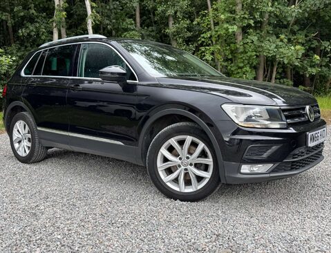 Volkswagen Tiguan 2.0 Tiguan SE Nav TDI BlueMotion Technology 4Motion Semi-Auto 4WD 5dr 1