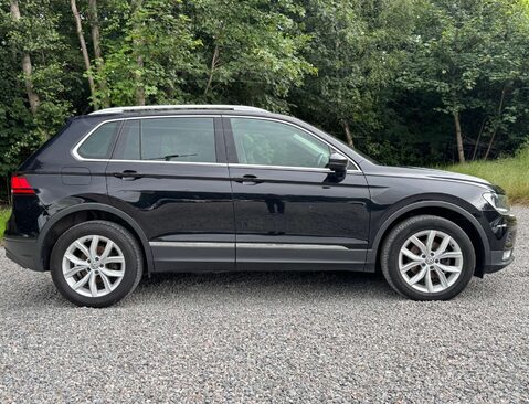 Volkswagen Tiguan 2.0 Tiguan SE Nav TDI BlueMotion Technology 4Motion Semi-Auto 4WD 5dr 2