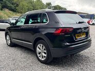 Volkswagen Tiguan 2.0 Tiguan SE Nav TDI BlueMotion Technology 4Motion Semi-Auto 4WD 5dr 10