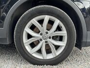 Volkswagen Tiguan 2.0 Tiguan SE Nav TDI BlueMotion Technology 4Motion Semi-Auto 4WD 5dr 14