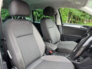 Volkswagen Tiguan 2.0 Tiguan SE Nav TDI BlueMotion Technology 4Motion Semi-Auto 4WD 5dr 16