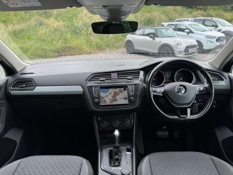 Volkswagen Tiguan 2.0 Tiguan SE Nav TDI BlueMotion Technology 4Motion Semi-Auto 4WD 5dr 17