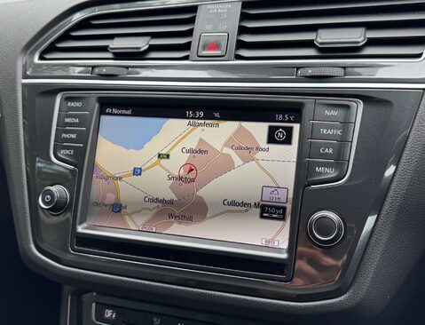 Volkswagen Tiguan 2.0 Tiguan SE Nav TDI BlueMotion Technology 4Motion Semi-Auto 4WD 5dr 25